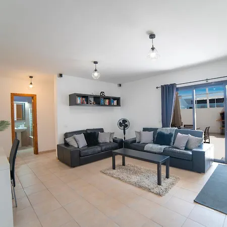 Velero Villa Playa Blanca